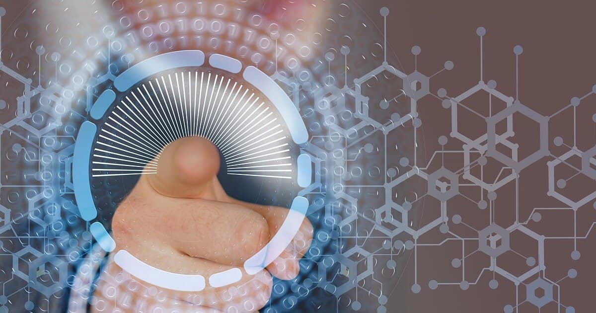 行政で進むデジタル化、中小企業ではなぜ進まない？