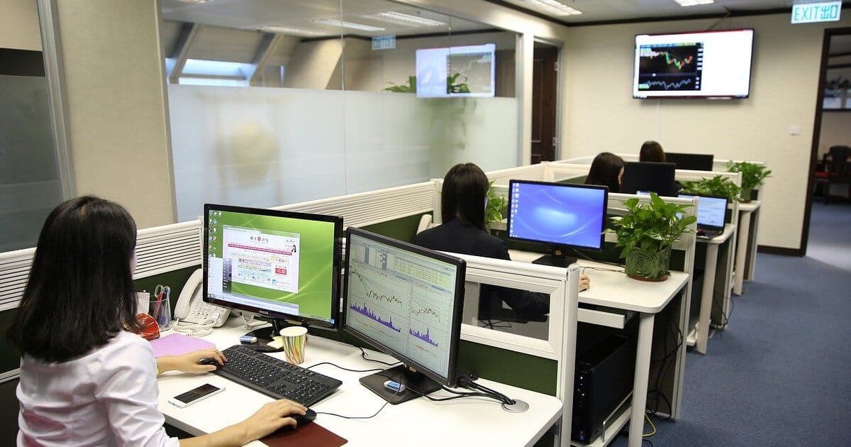 バックオフィス業務とは？SaaSで効率化しやすい業務について解説