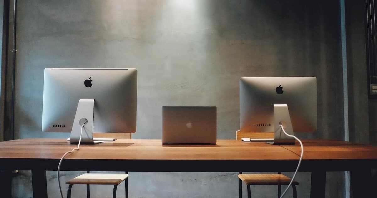 フリーアドレス導入企業に「ホテリング」は必要か？